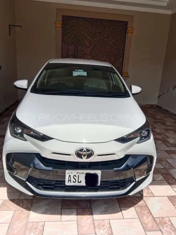 Toyota Yaris Sedan 2024 for Sale in Lahore Image-1