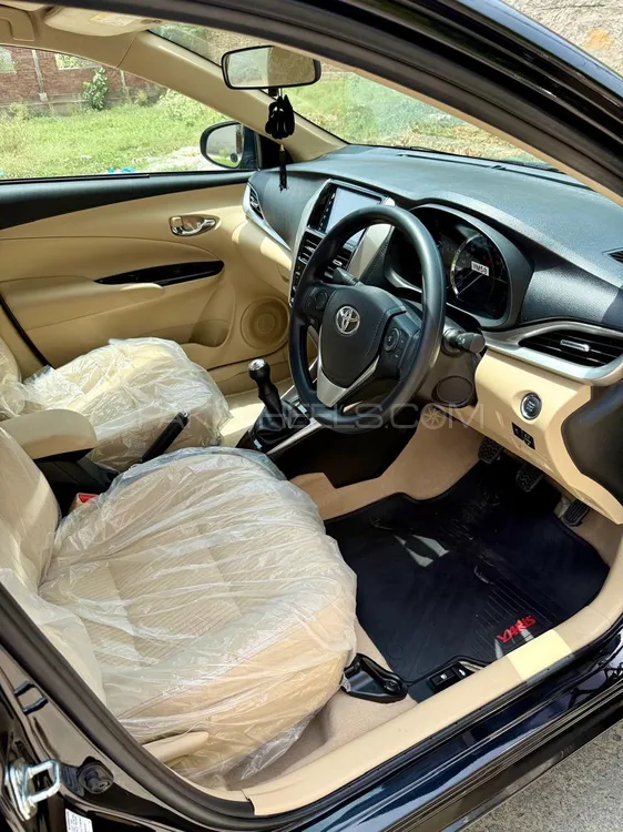 Toyota Yaris Sedan 2021 for Sale in Vehari Image-1