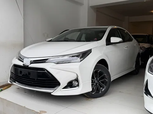 Toyota Corolla Altis Grande X CVT-i 1.8 Black Interior 2025