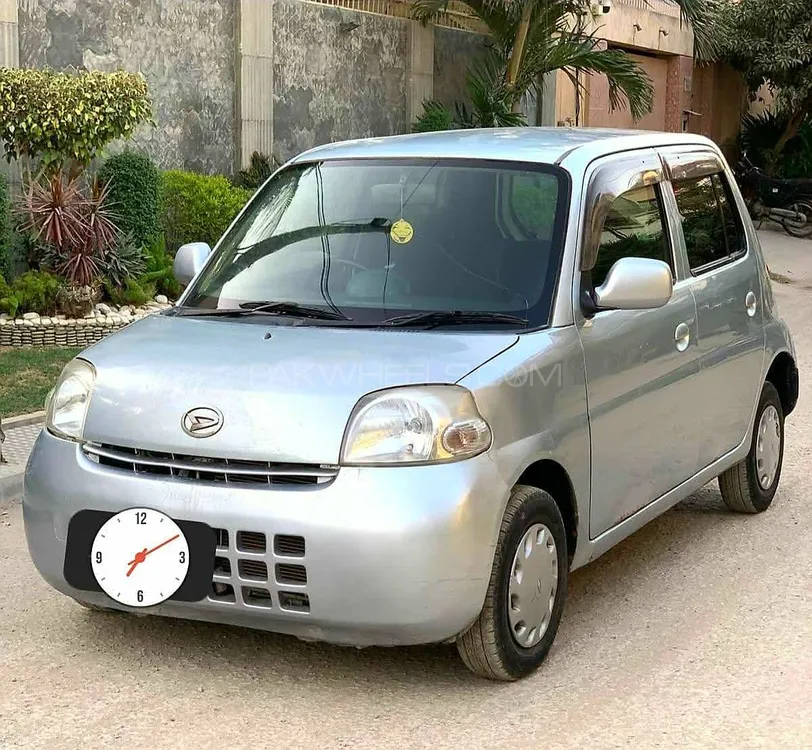 Daihatsu Esse 2009 for Sale in Karachi Image-1