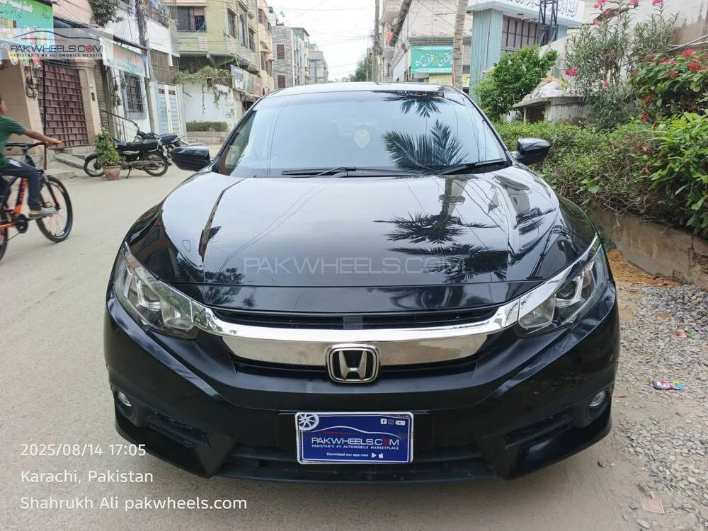 Honda Civic 2018 for Sale in Karachi Image-1