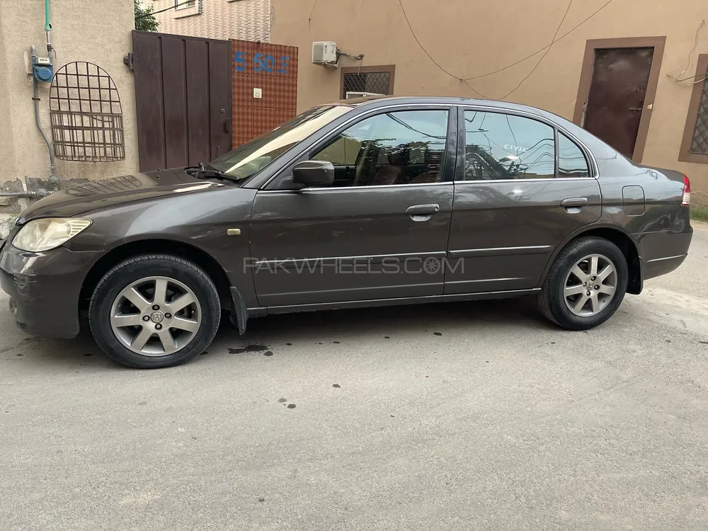 Honda Civic 2005 for Sale in Lahore Image-1