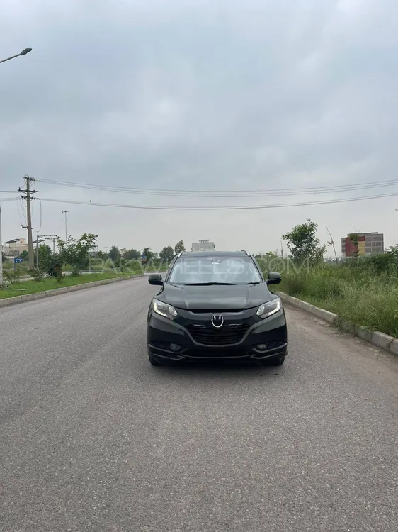 Honda Vezel 2014 for Sale in Islamabad Image-1