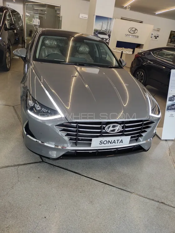 Hyundai Sonata 2025 for Sale in Lahore Image-1