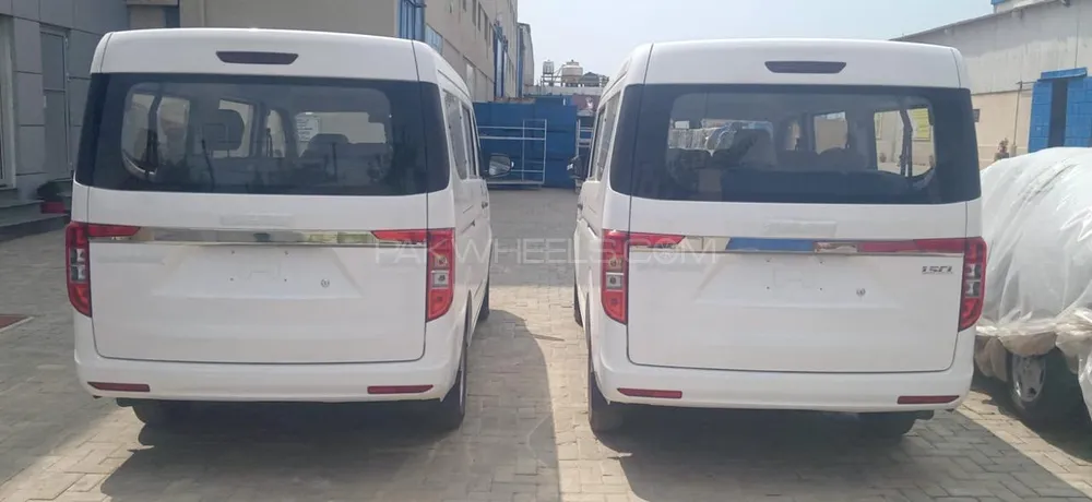 جے ڈبلیو فورلینڈ سفاری 2024 for Sale in کراچی Image-1