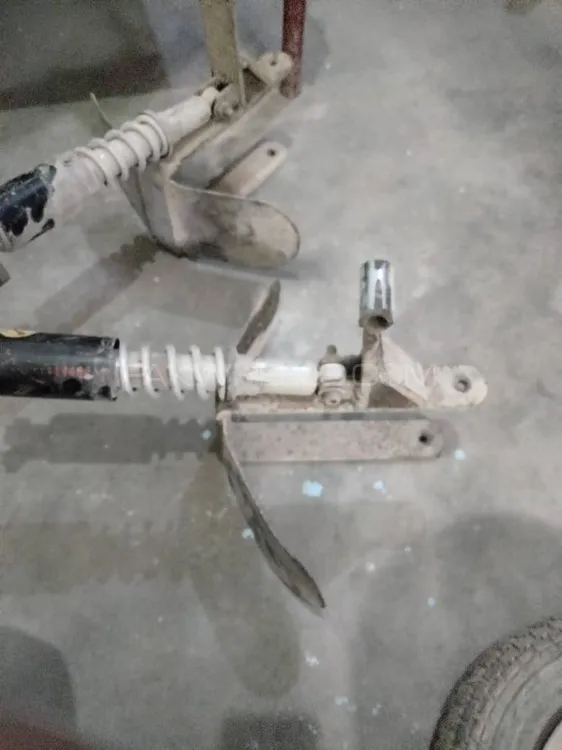 side support wheel for disabled person Image-1
