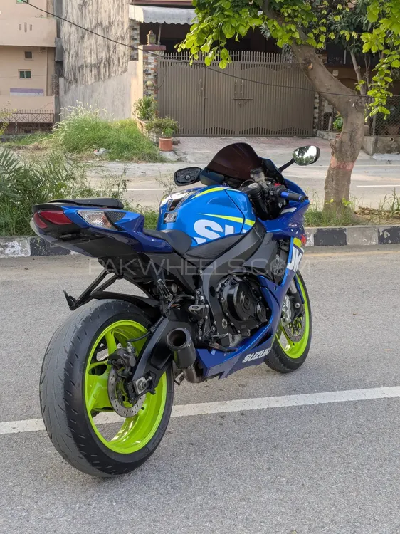 سوزوکی GSX-R600 2015 for Sale سوزوکی GSX-R600 2015 for Sale Image-3