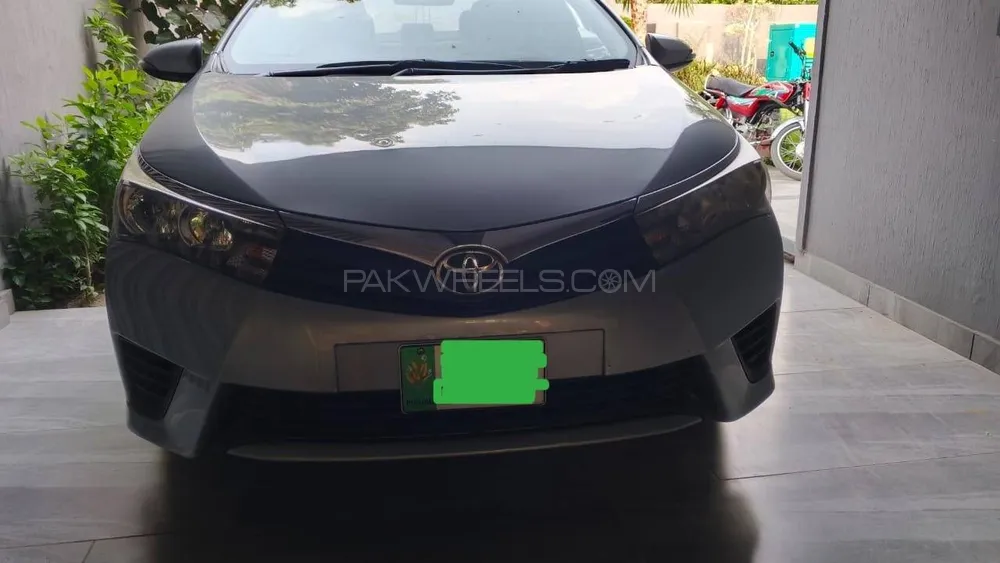 Toyota Corolla 2015 for Sale in Lahore Image-1