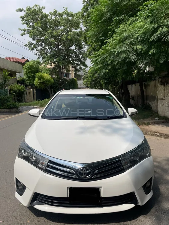 Toyota Corolla 2015 for Sale in Lahore Image-1