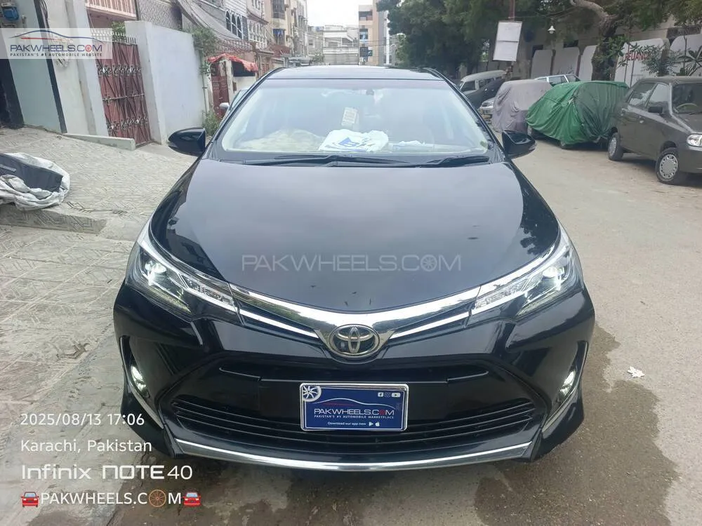 Toyota Corolla 2021 for Sale in Karachi Image-1