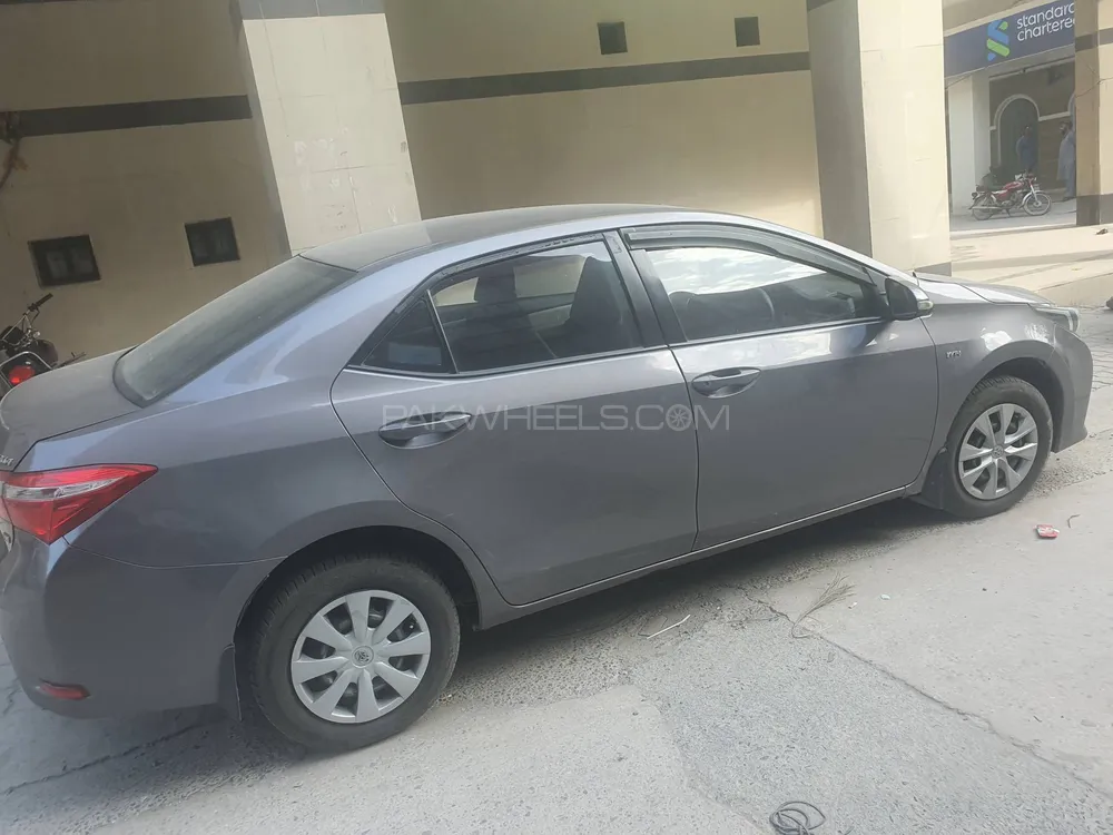 Toyota Corolla 2015 for Sale in Gujranwala Image-1