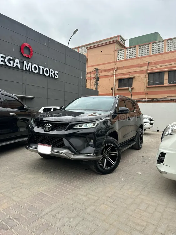 Toyota Fortuner 2018 for Sale in Karachi Image-1