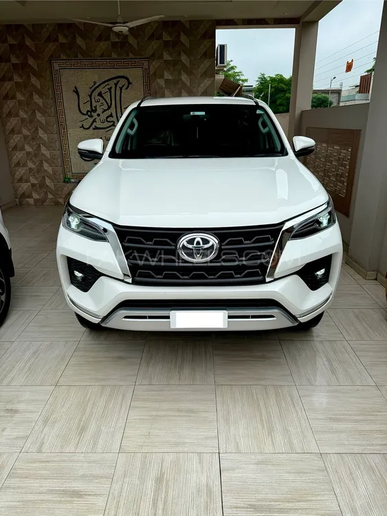 Toyota Fortuner 2021 for Sale in Lahore Image-1