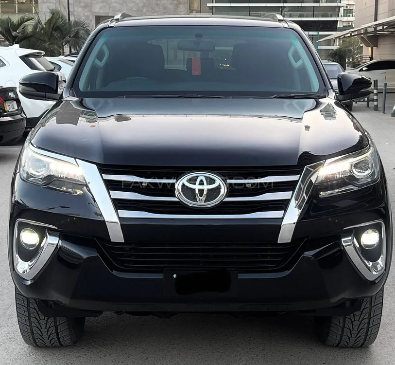 Toyota Fortuner 2021 for Sale in Islamabad Image-1