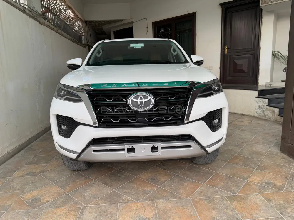 Toyota Fortuner 2022 for Sale in Karachi Image-1