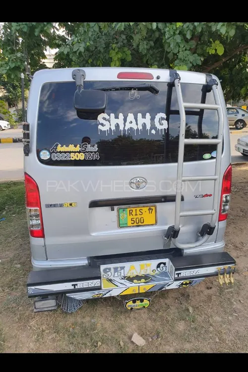 Toyota Hiace 2012 for Sale in Gujrat Image-1