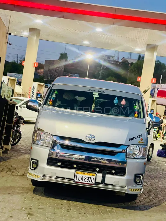 Toyota Hiace 2011 for Sale in Faisalabad Image-1