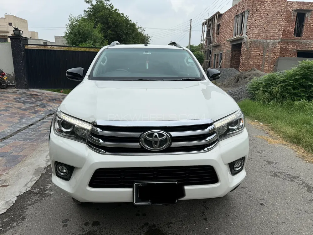 Toyota Hilux 2018 for Sale in Lahore Image-1