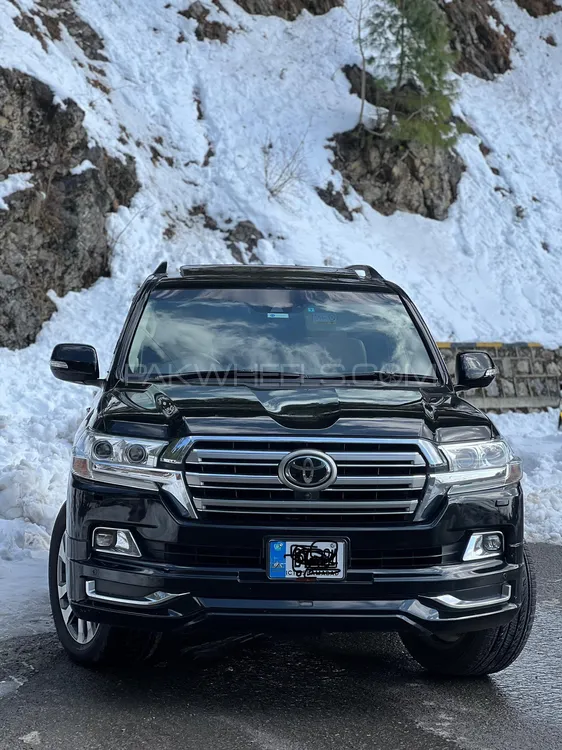 Toyota Land Cruiser 2016 for Sale in Islamabad Image-1