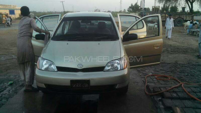 Toyota Platz 2006 for Sale in Karachi Image-1