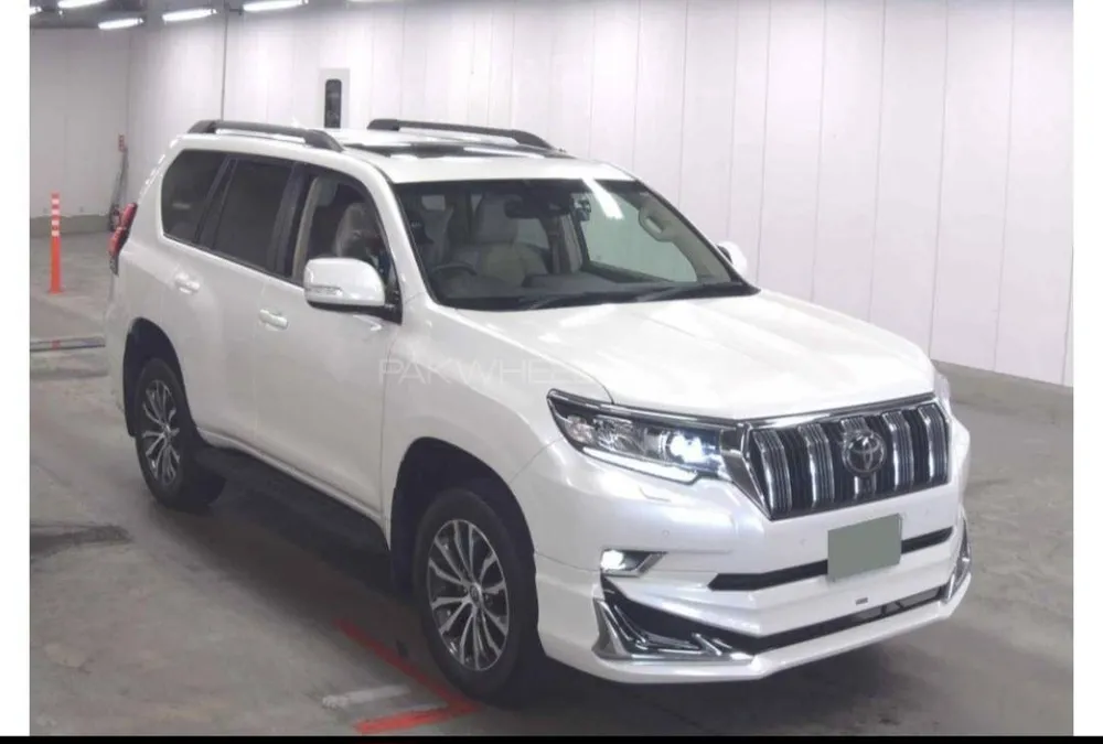 Toyota Prado 2021 for Sale in Karachi Image-1