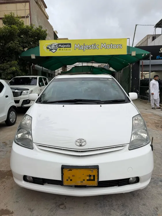 Toyota Prius 2011 for Sale in Karachi Image-1