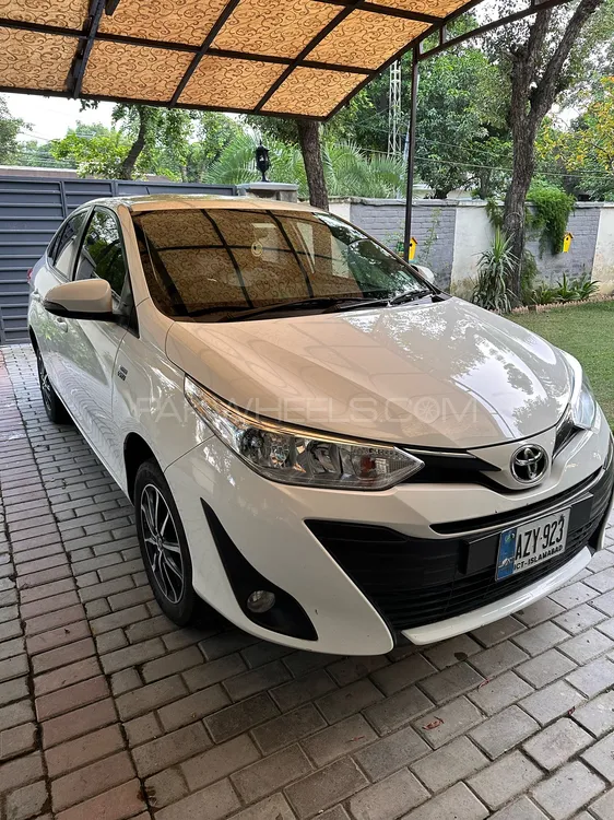 Toyota Yaris Sedan 2022 for Sale in Lahore Image-1