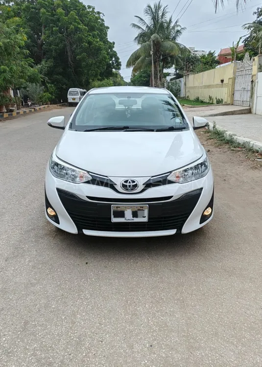 Toyota Yaris Sedan 2021 for Sale in Karachi Image-1