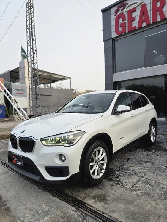 BMW X1 2018 for Sale in Islamabad Image-1