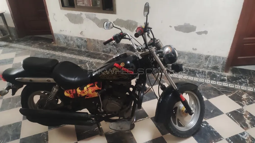 Harley Davidson Rocker 2005 for Sale Image-1