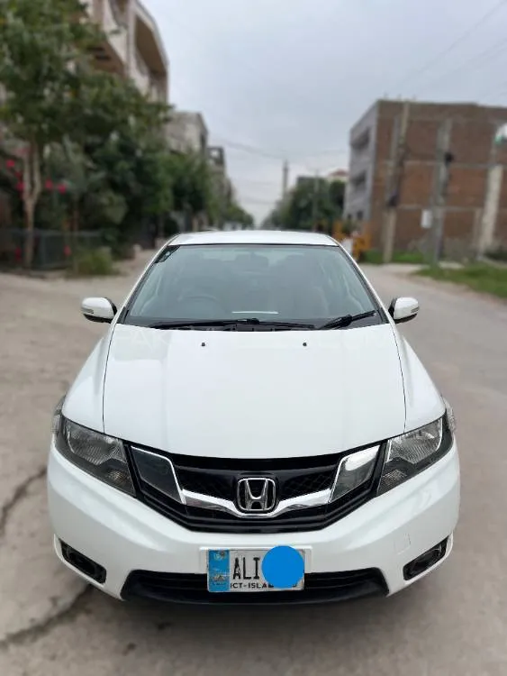 Honda City 2018 for Sale in Islamabad Image-1