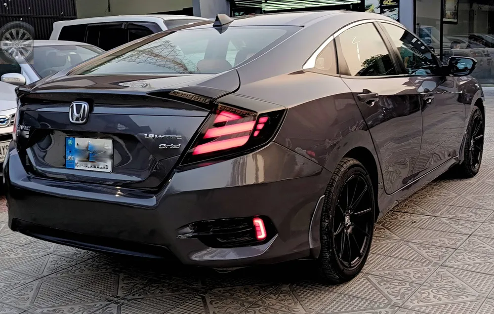 Honda Civic 2018 for Sale in Islamabad Image-1