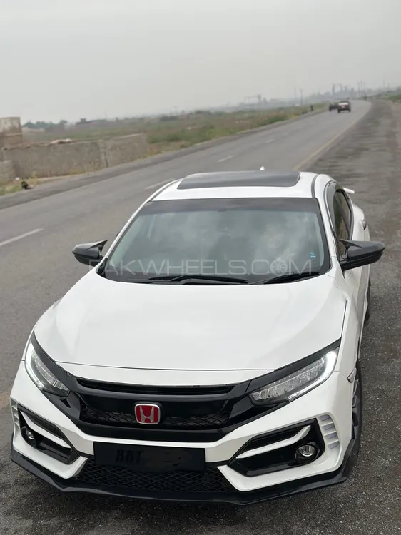Honda Civic 2021 for Sale in Peshawar Image-1