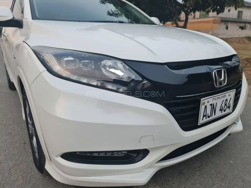Honda Vezel 2017 for Sale in Lahore Honda Vezel 2017 for Sale in Lahore Image-14