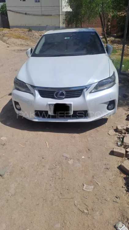 Lexus CT200h 2011 for Sale in Nowshera cantt Image-1