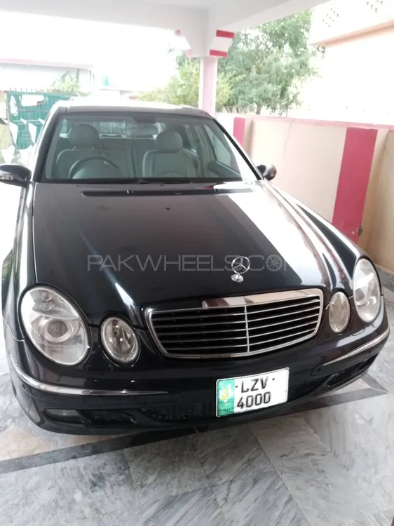 Mercedes Benz E Class 2005 for Sale in Islamabad Image-1
