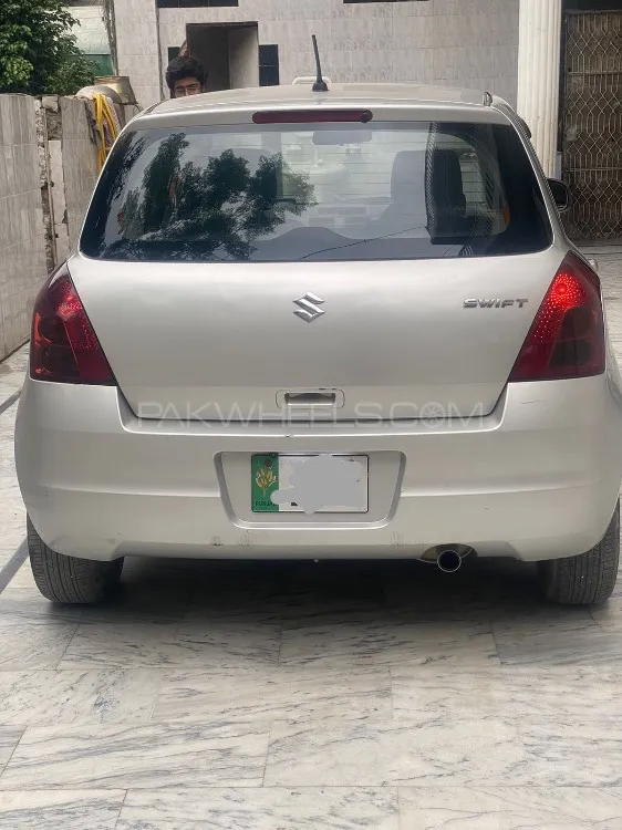 Suzuki Swift 2010 for Sale in Sialkot Image-1