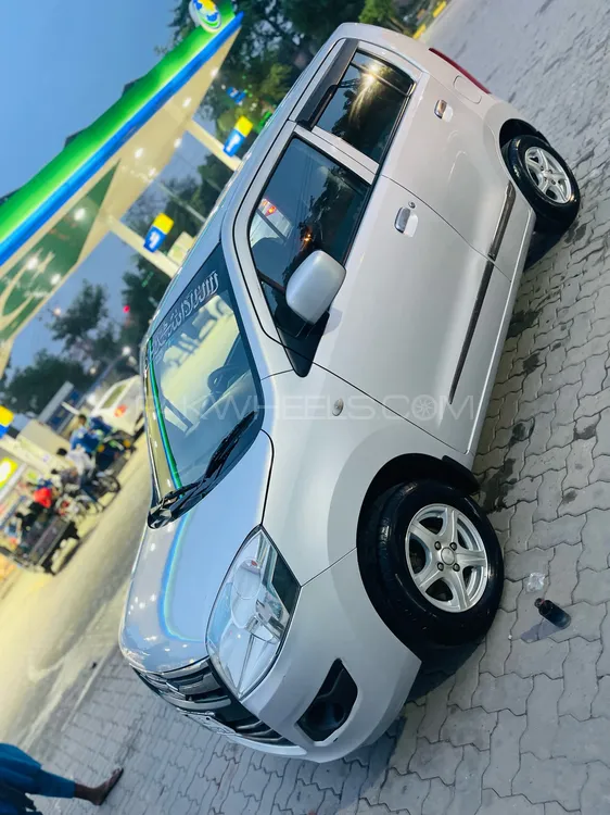 Suzuki Wagon R 2017 for Sale in Lahore Image-1