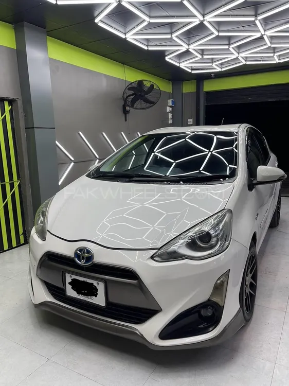 Toyota Aqua 2013 for Sale in Islamabad Image-1