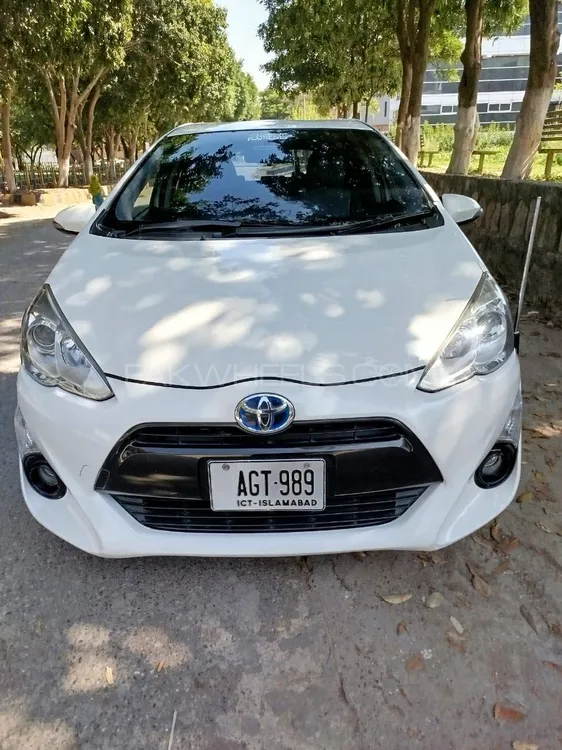 Toyota Aqua 2015 for Sale in Islamabad Image-1