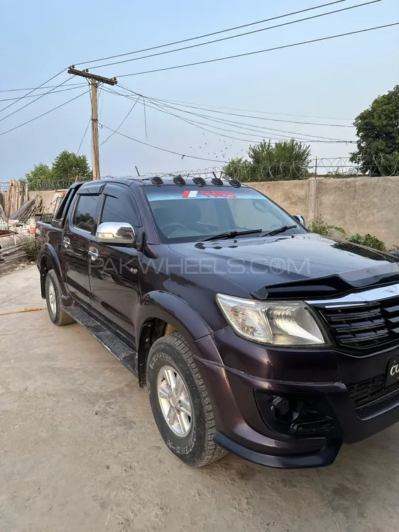 Toyota Hilux 2013 for Sale in D.G.Khan Image-1