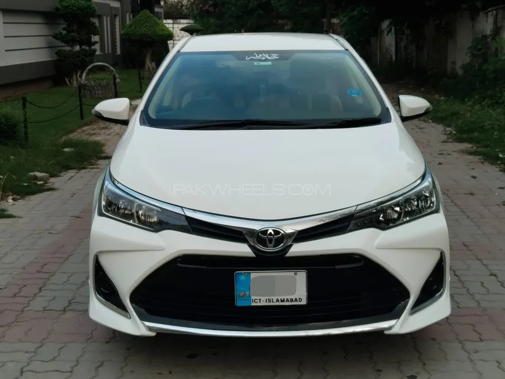 Toyota Corolla 2021 for Sale in Sialkot Image-1