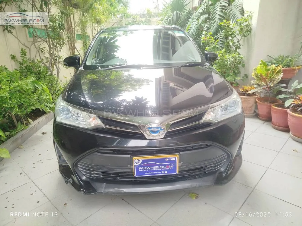 Toyota Corolla Fielder 2018 for Sale in Karachi Image-1