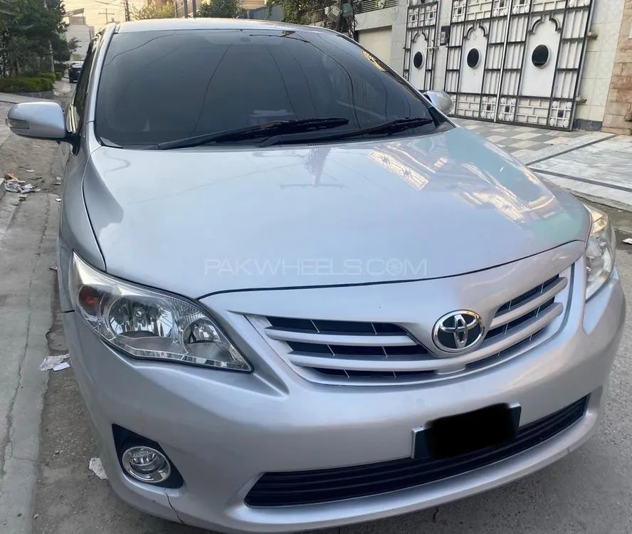 Toyota Corolla 2011 for Sale in Peshawar Image-1
