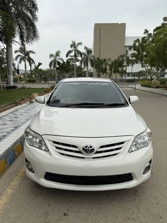 Toyota Corolla 2013 for Sale in Karachi Image-1