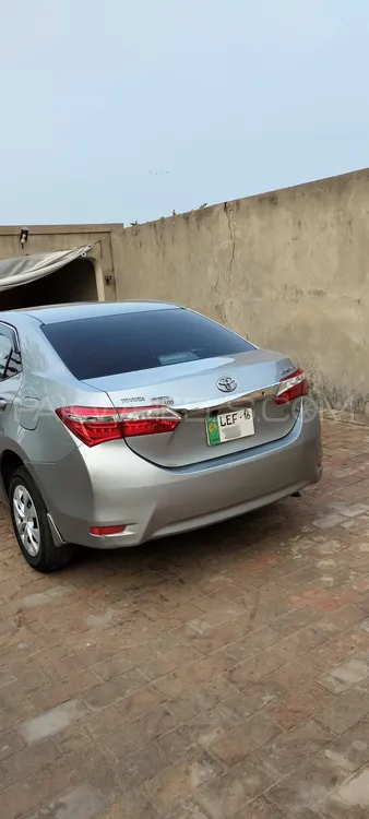 Toyota Corolla 2016 for Sale in Sargodha Image-1
