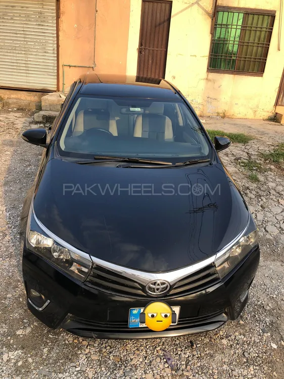 Toyota Corolla 2015 for Sale in Islamabad Image-1
