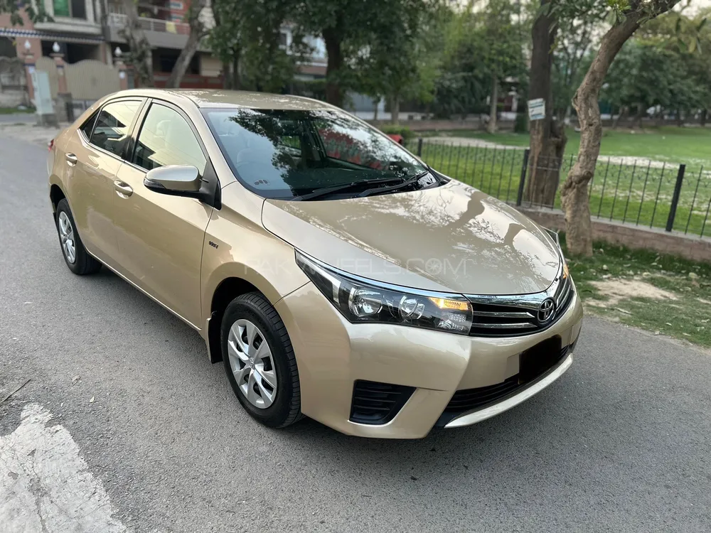 Toyota Corolla 2016 for Sale in Lahore Image-1