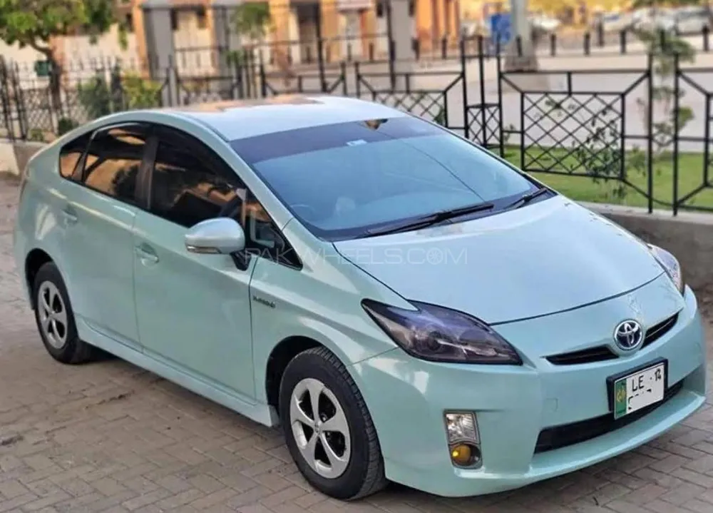 Toyota Prius 2010 for Sale in Faisalabad Image-1