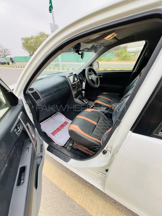 Toyota Rush 2013 for Sale in Karachi Image-1